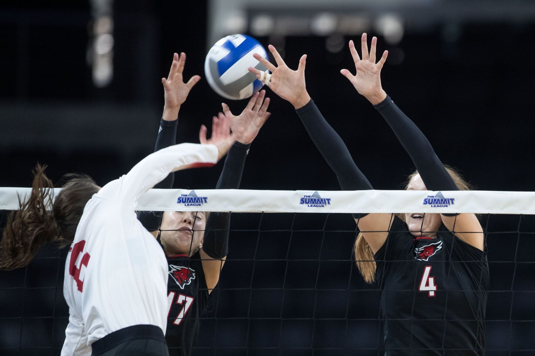 112722-owh-spo-unovolley-kc-0001.JPG